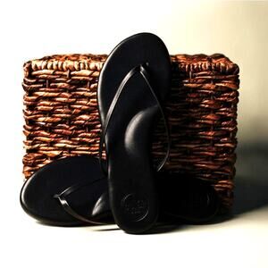 Solei Sea Women's Black Out Indie Flip Flop Sandals Size 11